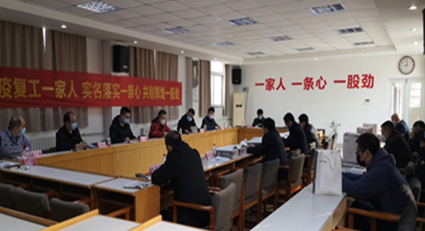 暖心服務(wù) 助力復(fù)工 ――三箭勞務(wù)公司2萬個(gè)口罩贈送勞務(wù)工人