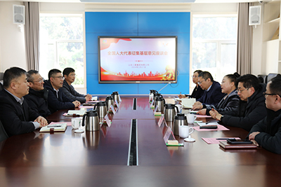全國人大代表主動征集意見，發(fā)揮代表作用